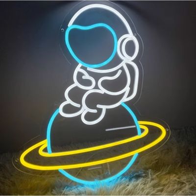 Contemporary Style Custom LED Digital Signage Neon Sign voor gepersonaliseerde wanddecoratie
