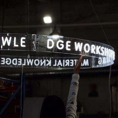 Home Decor Rijke kleuren LED Ring Neon Sign Light met wand gemonteerde aangepaste neon letters