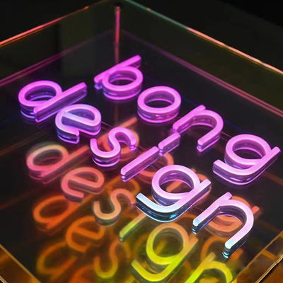 Custom Infinity Effect Kleurgradiënt Spiegel Licht Neon Schild met Duurzaam Metalen Frame