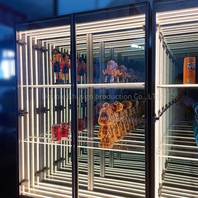 Gepersonaliseerde kleur oneindige spiegel afgrond spiegel wijnbar kast voor trendy trends