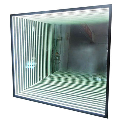 Rode Infinity Mirror Neon licht esthetisch en 80lm/w licht efficiëntie voor functioneel