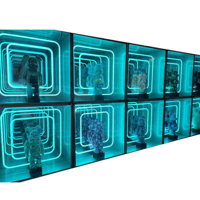 Gepersonaliseerde grootte Fashion Light Up 3D LED Infinity Mirror Display Case voor trendy items