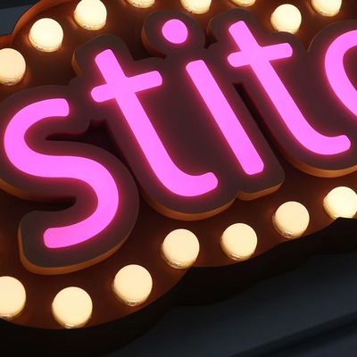 Op maat gemaakte LED-letterschrifttekens met dubbele zijde verlicht voor binnen- en buitendisplay