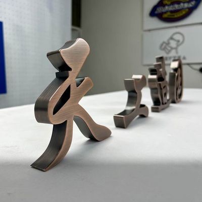Verkoop Helder Lichtgevende Tekens Plastic LED Sign Channel Letter met aangepaste grootte