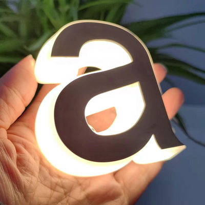 Indoor Outdoor Advertising Display Roestvrij staal Acryl LED Channel Letters Signage