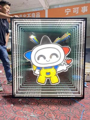 Op maat gemaakt roestvrij staal Infinity Glow Multi-Layer Effect Mirror LED 3D Neon Sign