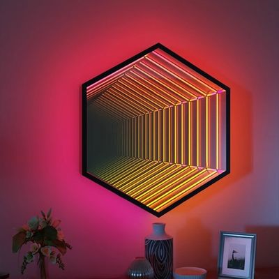 Innenhuis Decor LED Spiegel Gepersonaliseerde gloedverlichting voor aangepaste ontwerpen Onbeperkte spiegel