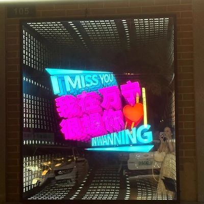Binnen- en buitenruimte voor op maat gemaakte lettering Infinity Mirror Art voor barwinkels en tentoonstellingen